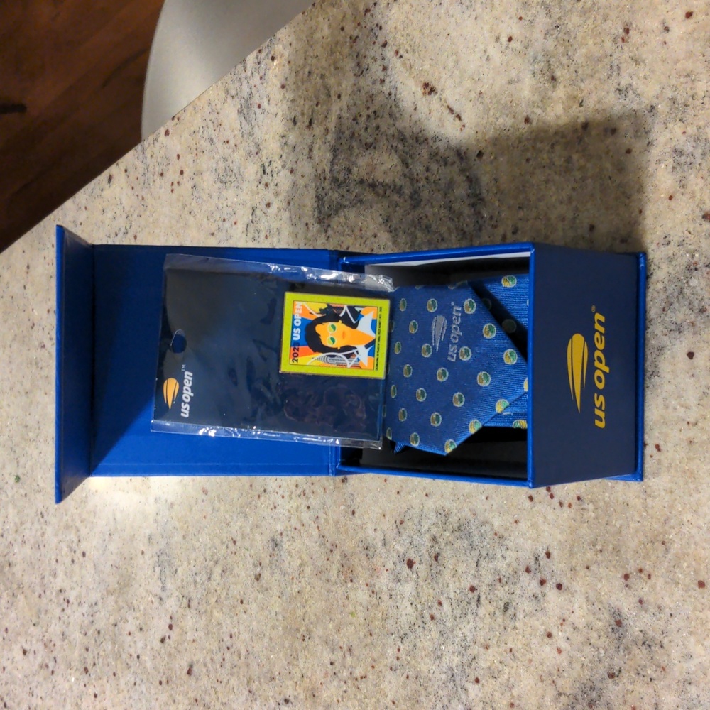 2023 US Open tie and pin